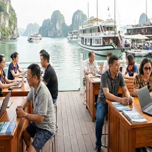 Halongtourism.net – đơn vị du lịch uy tín tại Hạ Long
