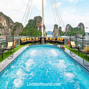 Du thuyền Maia Cruise