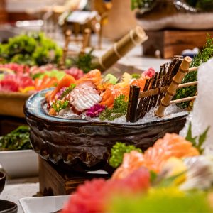 Bữa trưa Buffet Hải Sản du thuyền dolphin